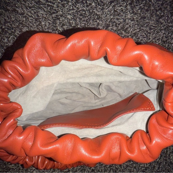 Sinbono vegan leather shoulder bag - Picture 11 of 16